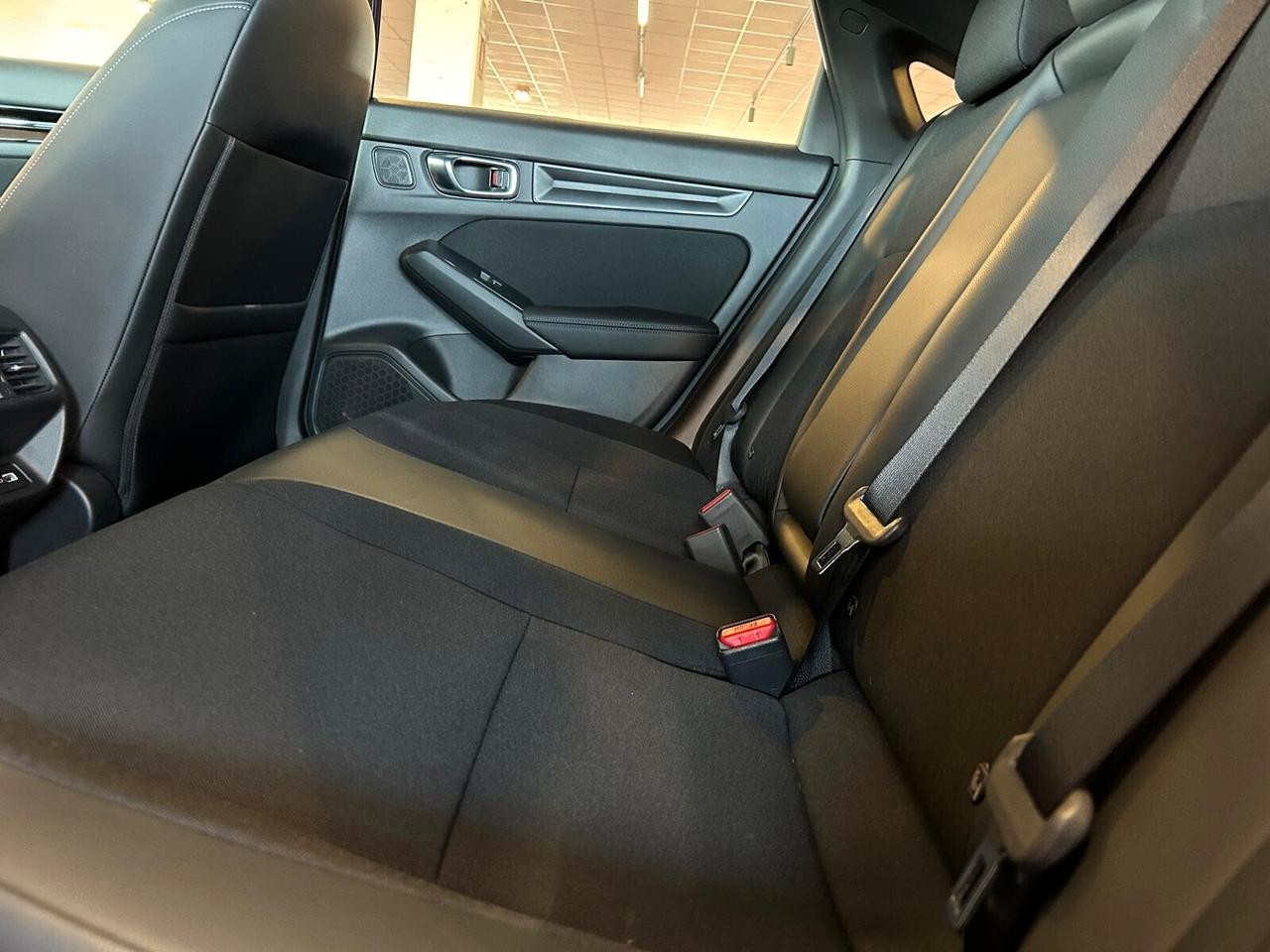Honda Civic SPORT 2.0 Hev eCVT 5p. UNICO PR.