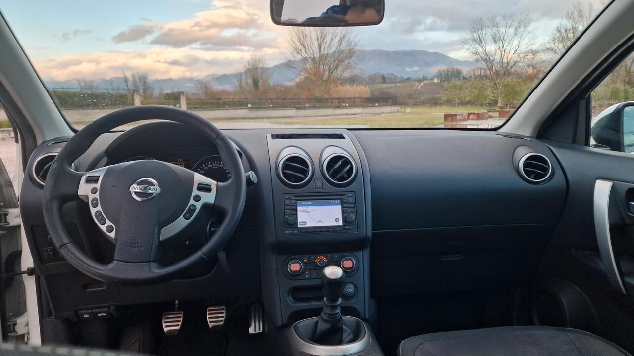 Nissan Qashqai 1.5 dCi DPF Tekna - 2011