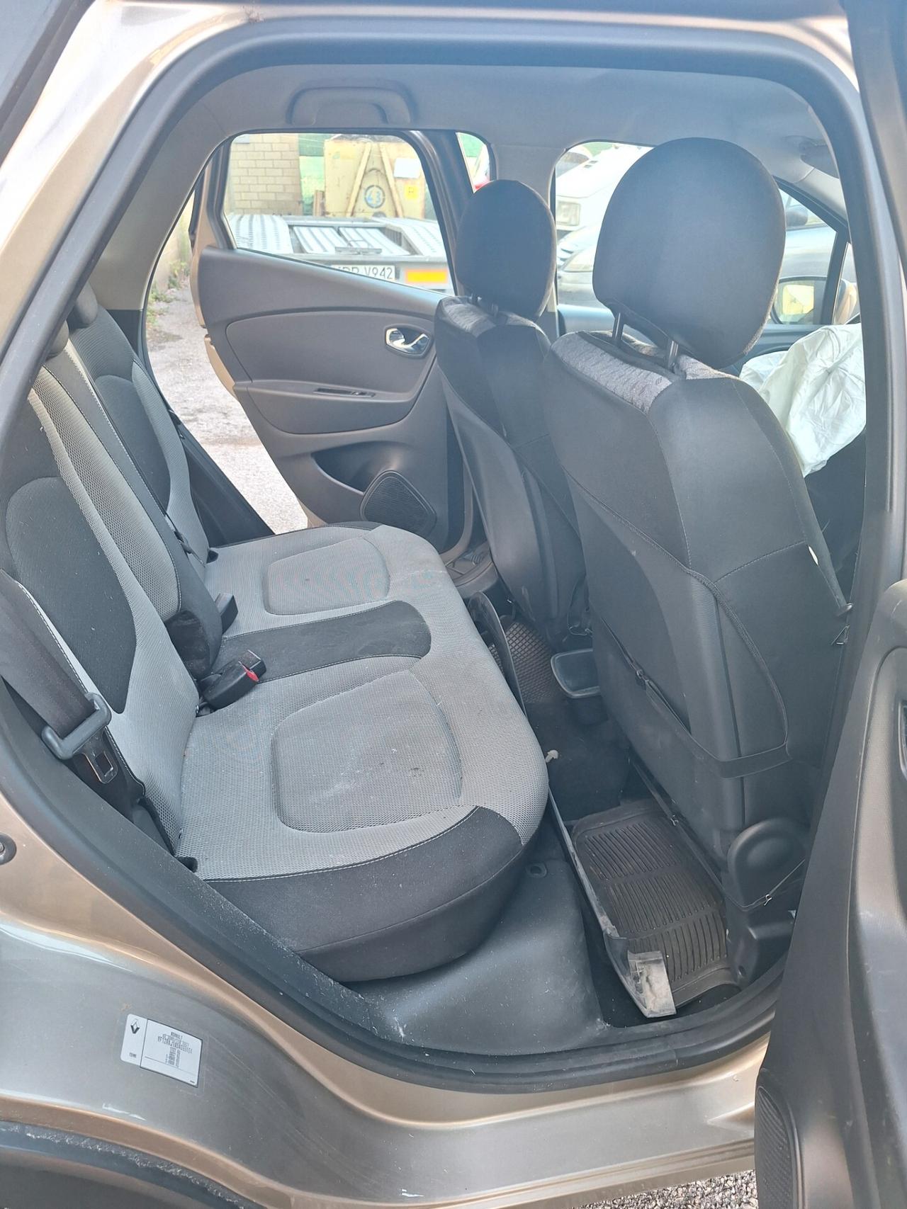 Renault Captur dCi 8V 90 CV Start&Stop Energy Intens LEGGERMENTE INCIDENTATA