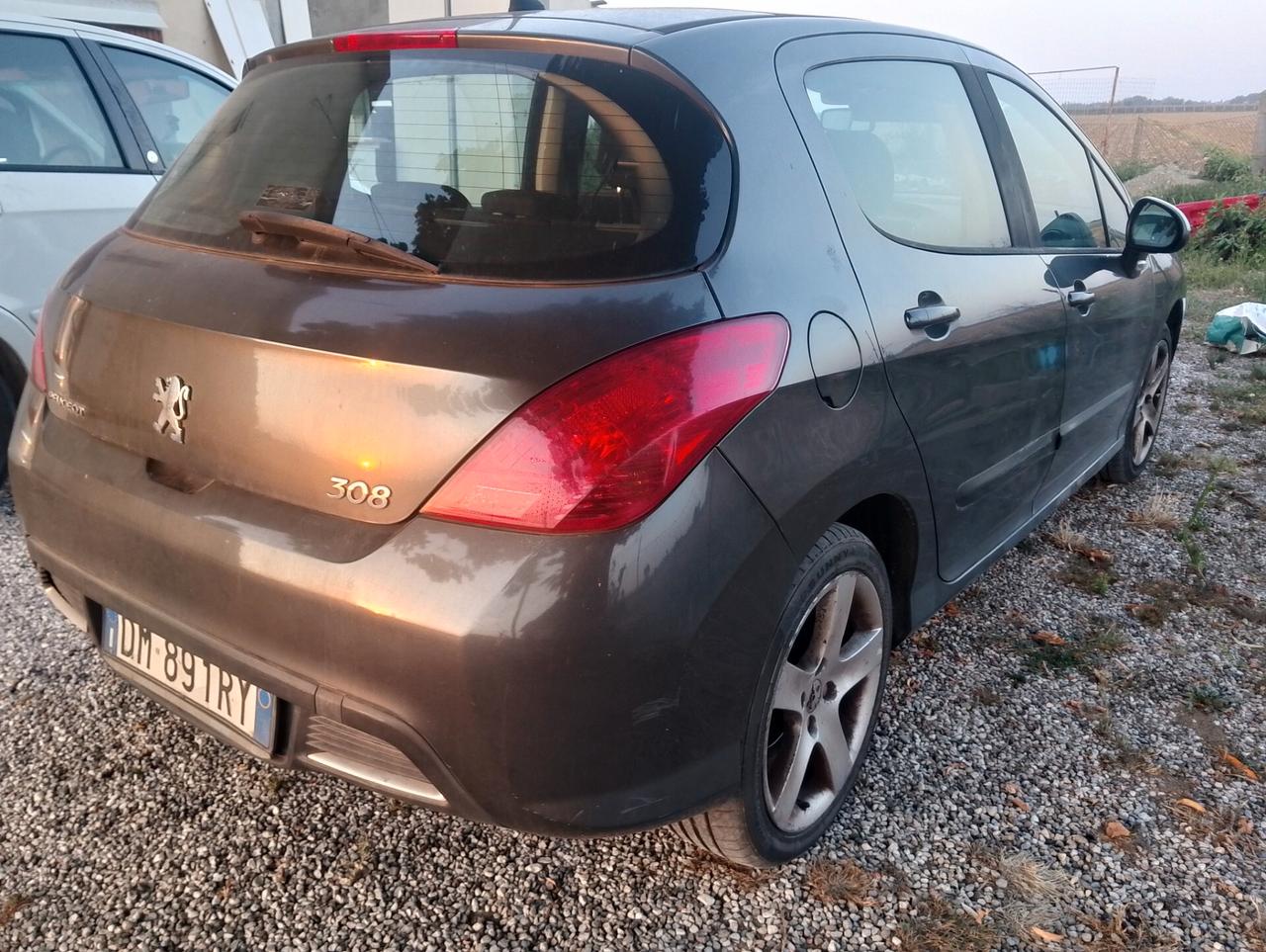 Peugeot 308 1.6 HDi 90CV 5p. Premium