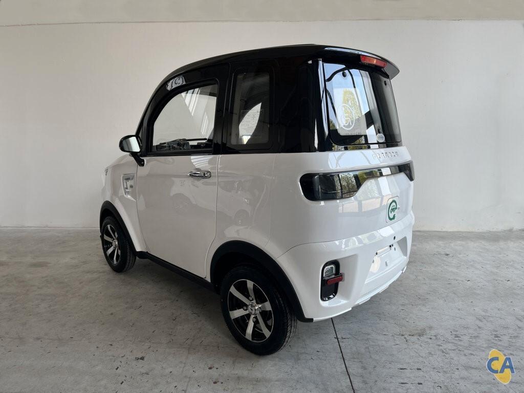 FREEDOM EVO - Macchina Senza Patente- Manubrio