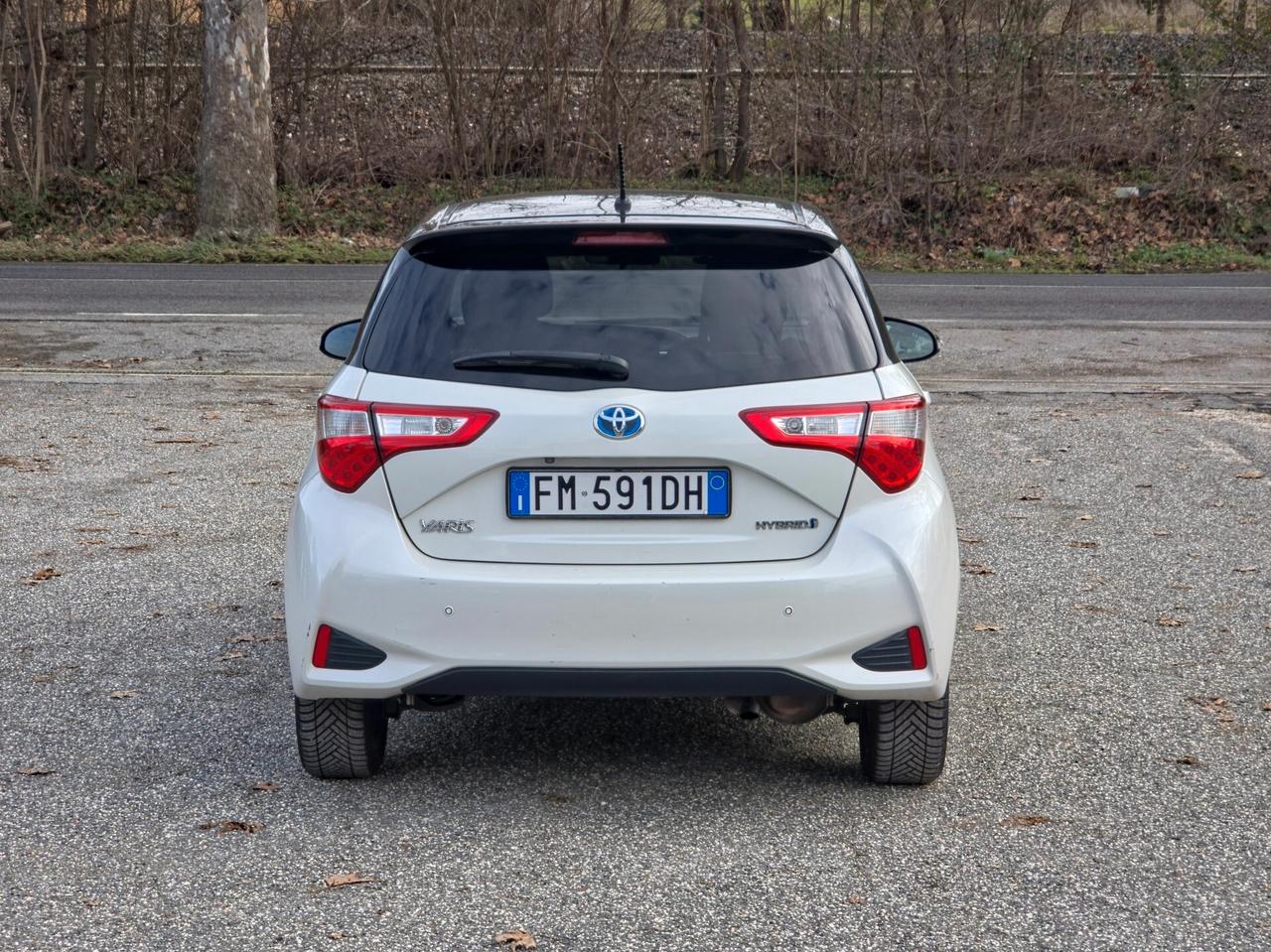 Toyota Yaris 1.5 Hybrid 5 Trend White Edition 2017-E6B