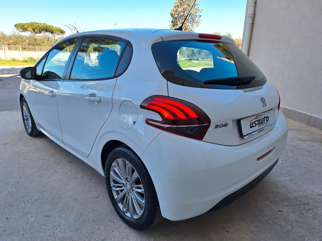 Peugeot 208 1.5 hdi 100 cv NAVI/CARPLAY 2019