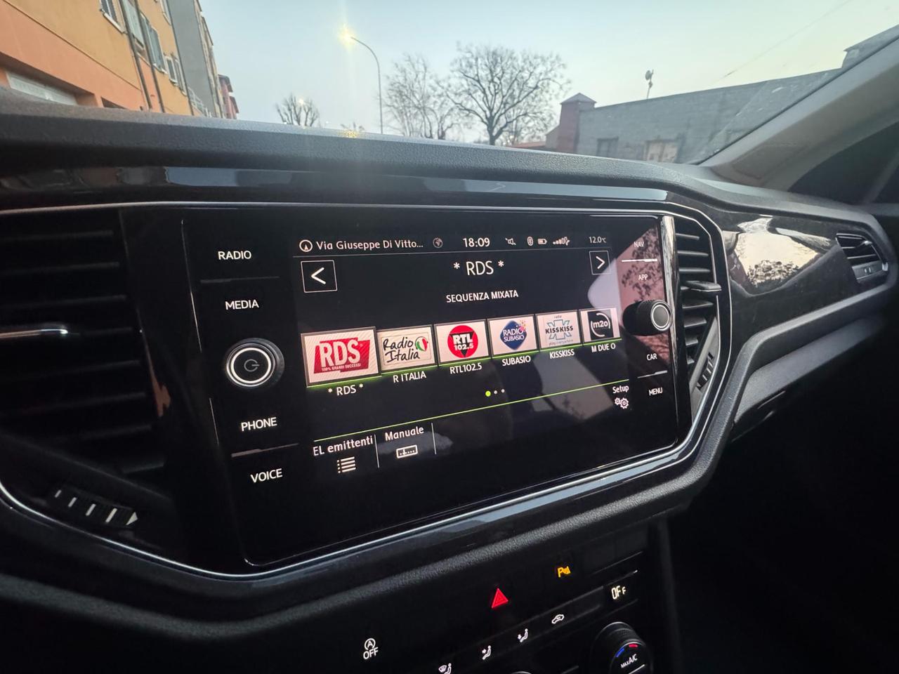 Volkswagen T-Roc 1.6 tdi Advanced ADVANCED