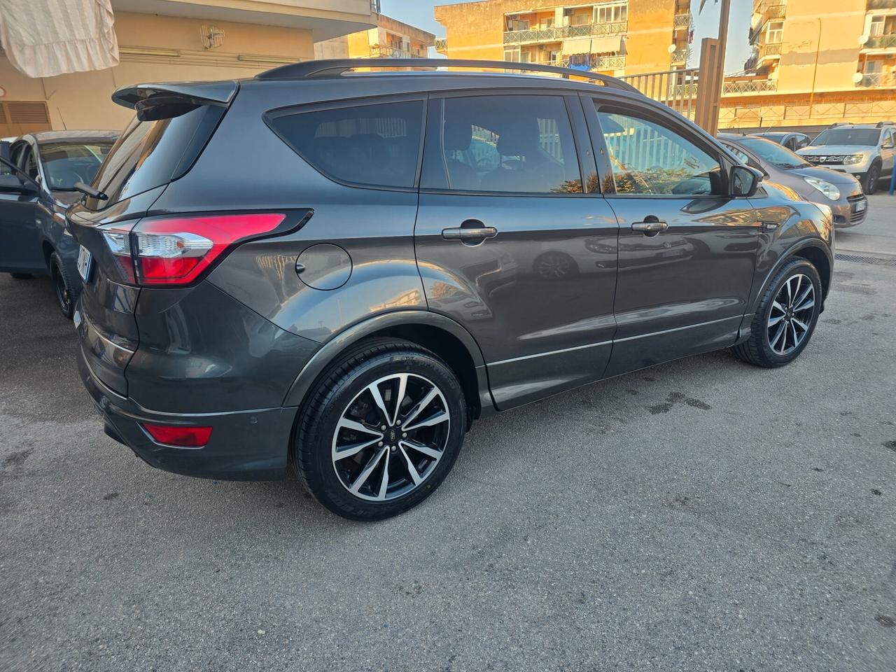 Ford Kuga 1.5 EcoBlue 120 CV 2WD ST-Line X All Sony