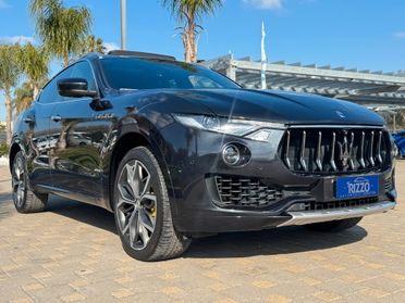 Maserati Levante 3.0D 275CV Q4 Gransport TETTO H/K SOFT CARBONIO