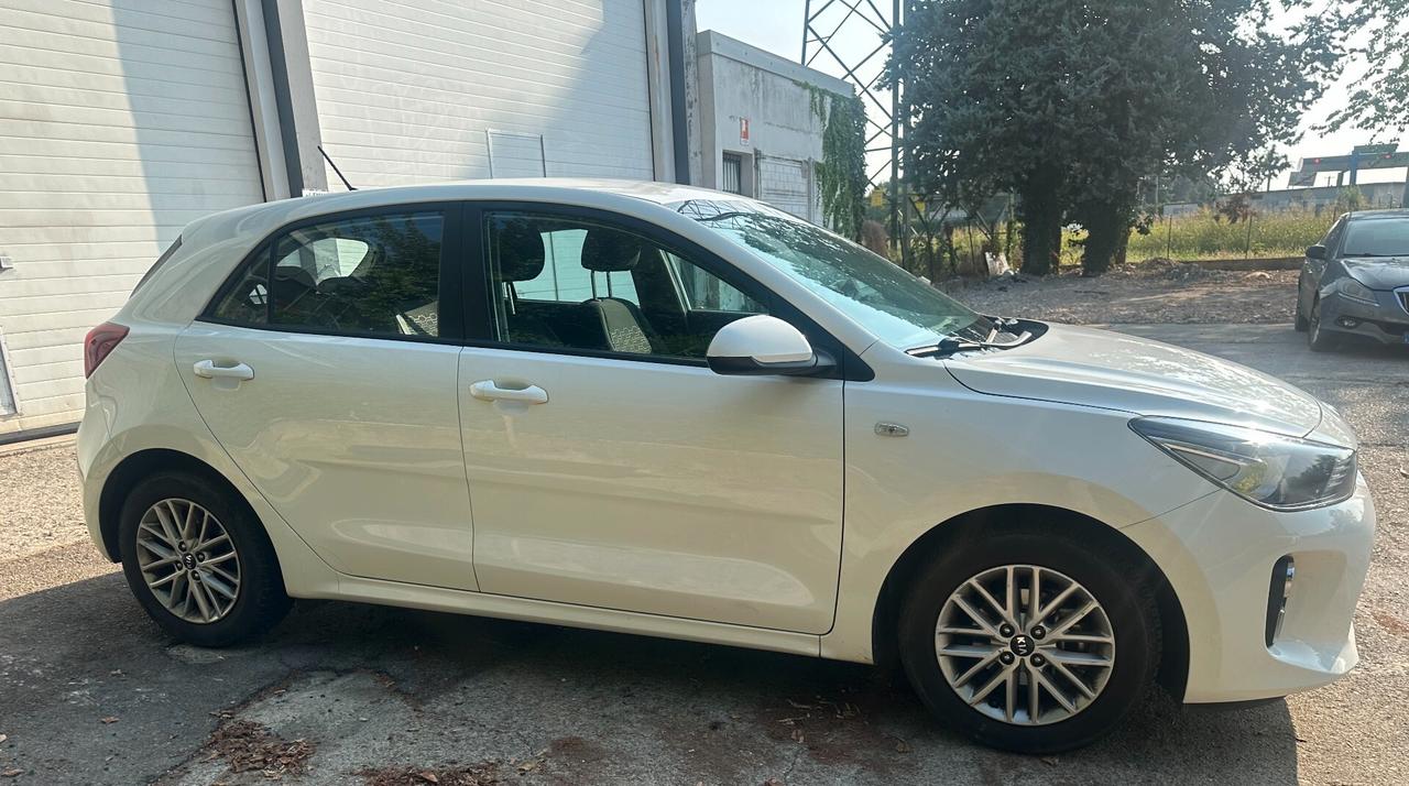 KIA RIO IV 1.2 MPI EVOLUTION