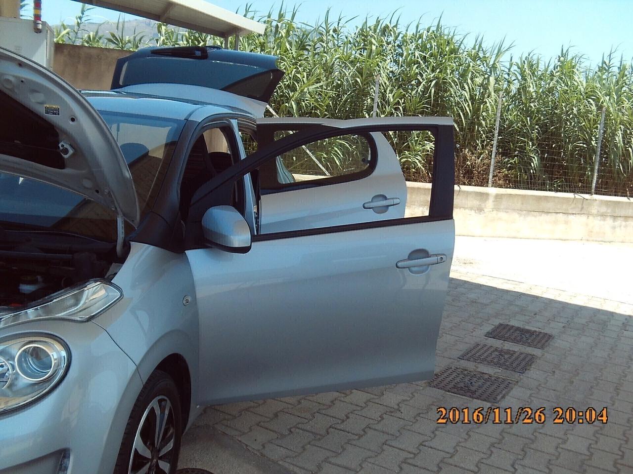 Citroen C1 VTi 72 ETG 5 porte Urban Ride