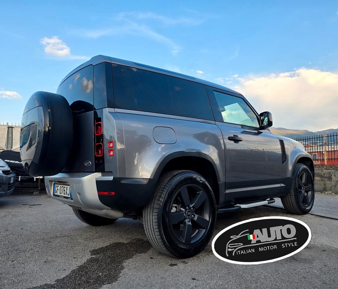 Land Rover Defender 90 3.0D I6 200 CV AWD Auto X-Dynamic SE
