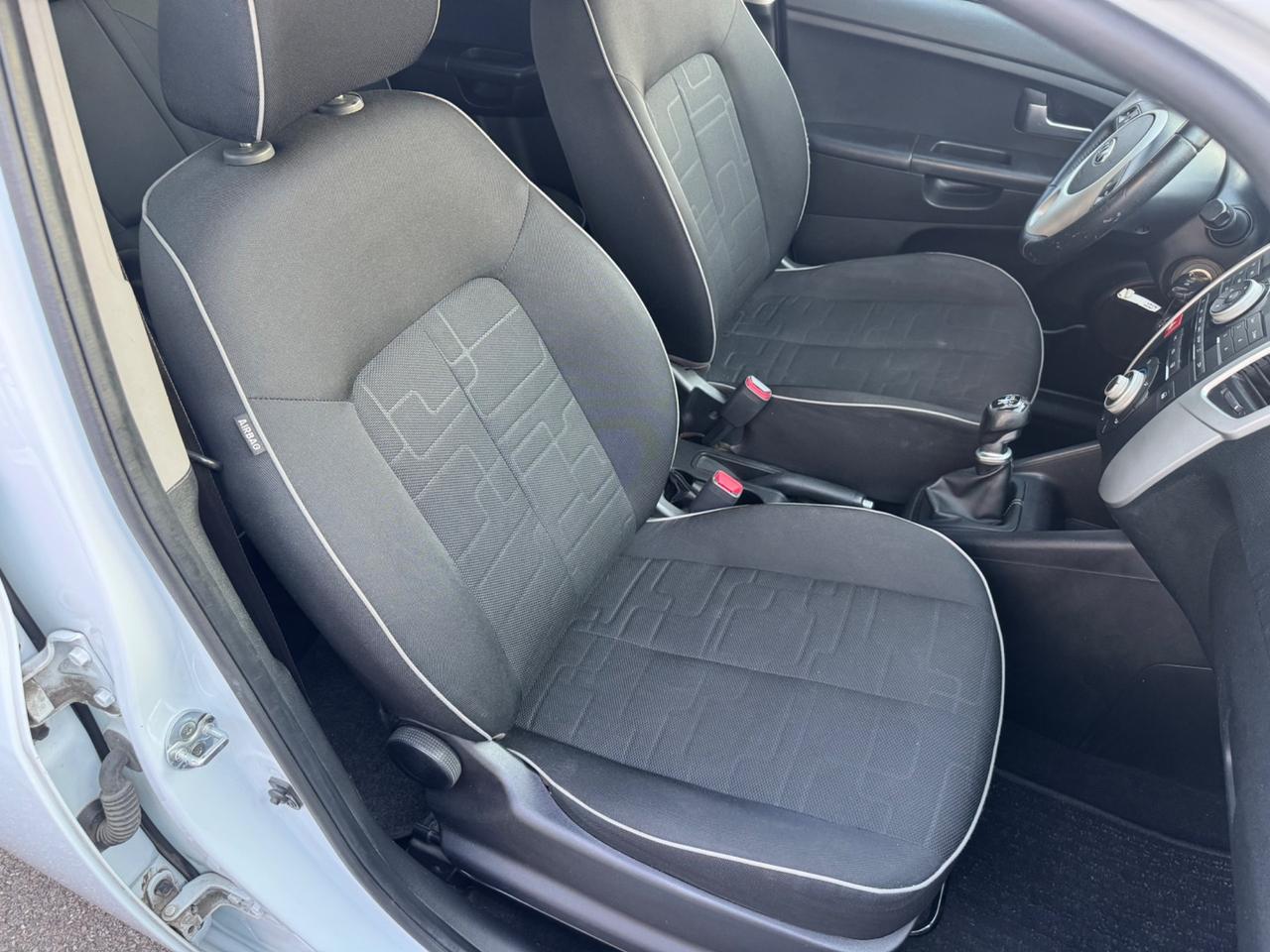 Kia Venga 1.4 GPL neopaten garanzia 12 mesi