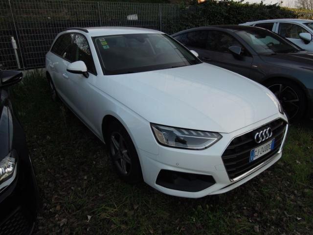 AUDI A4 Avant 30 2.0TDI 136CV S-Tronic Business