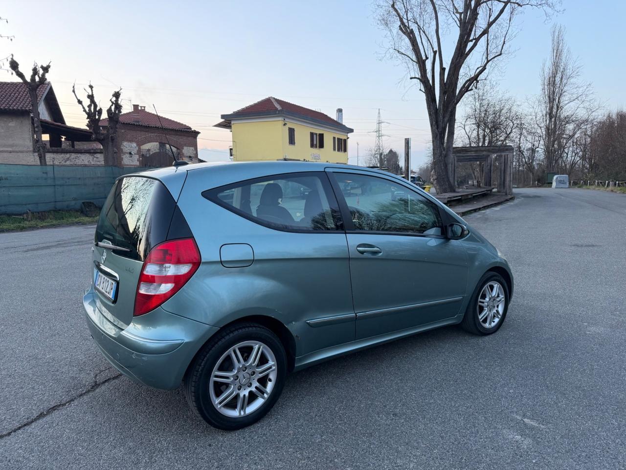 Mercedes-benz A 150 Classic Basic