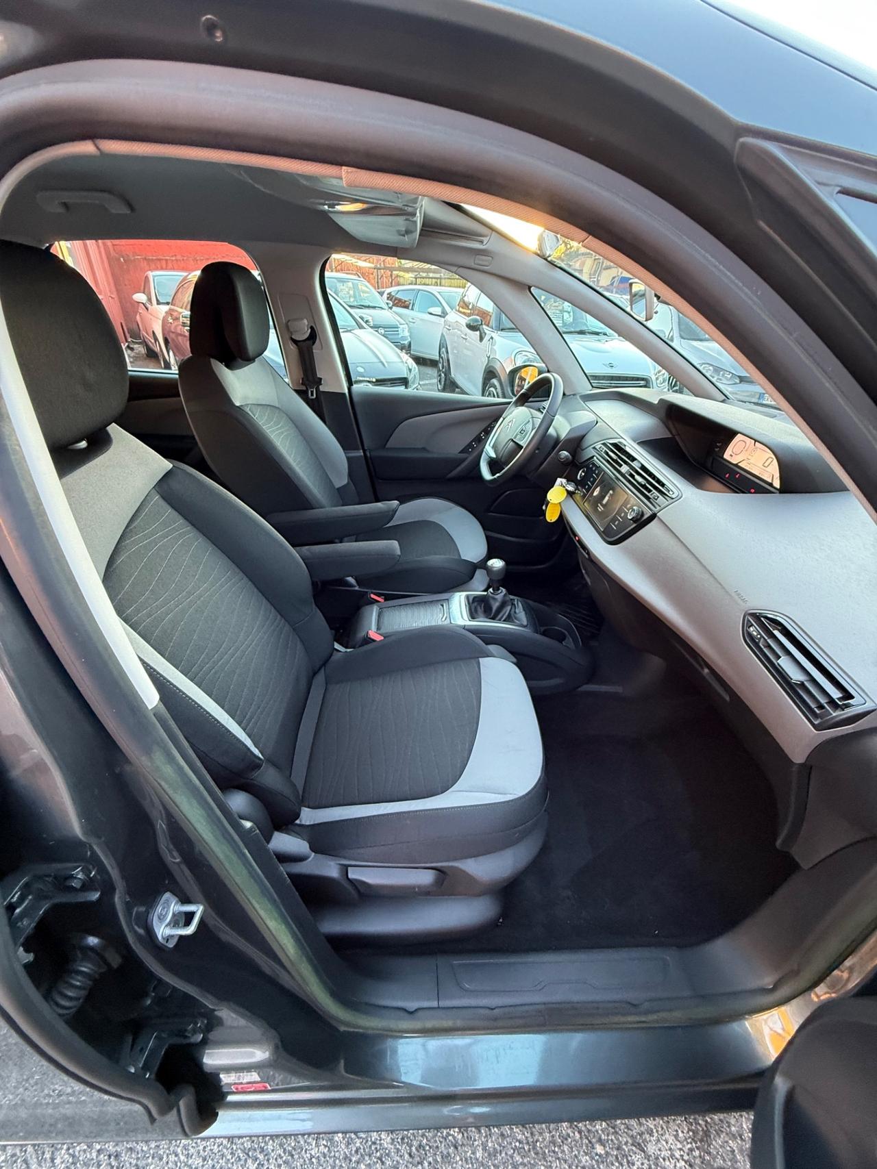 C4 Picasso 1.6 e-HDi /100 mila km /unipro/rate