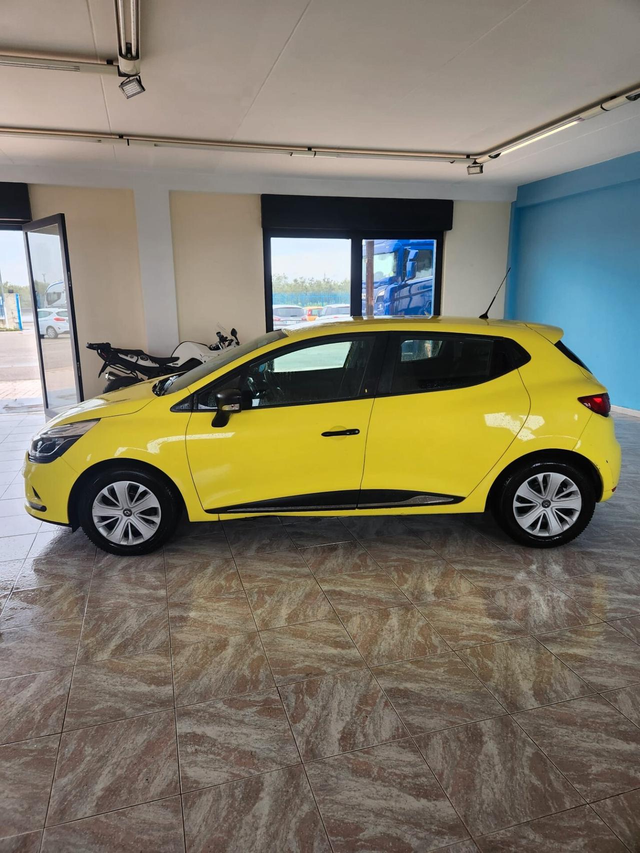 Renault Clio dCi 8V 75 CV 5 porte Business