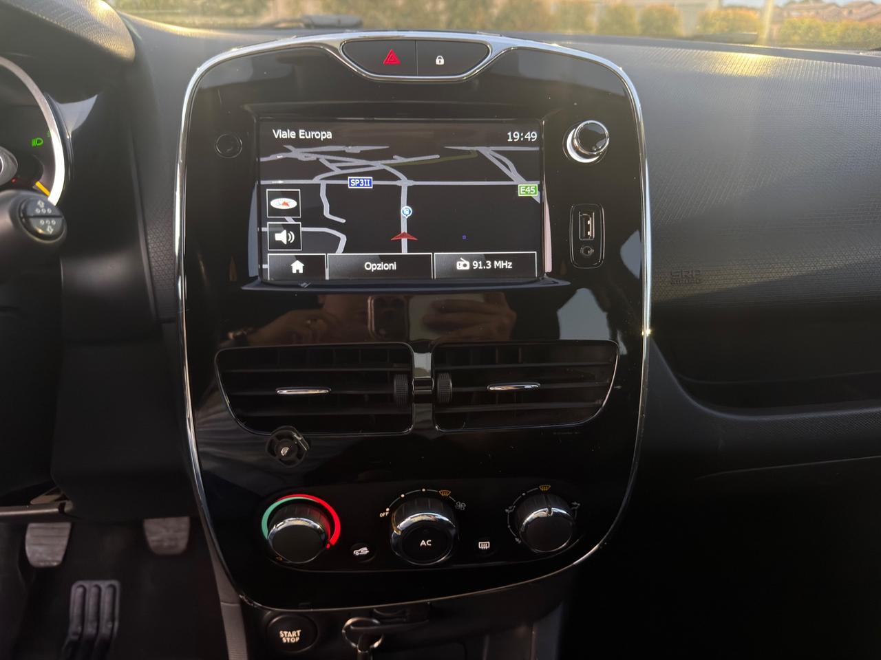 Renault Clio 0.9 TCe 12V 90CV Start&Stop 5 porte Energy