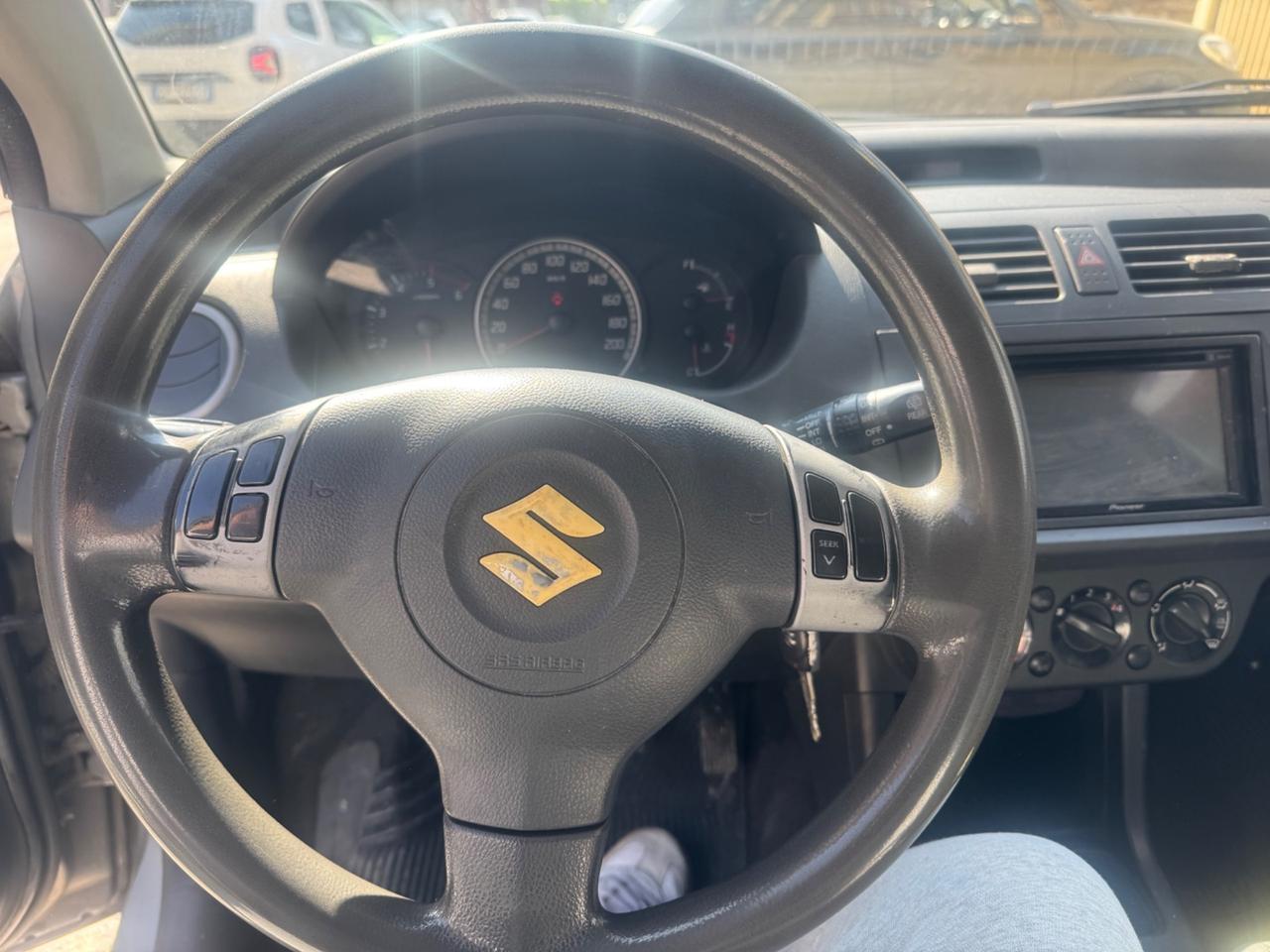 Suzuki Swift 1.3 DDiS 5p. GL