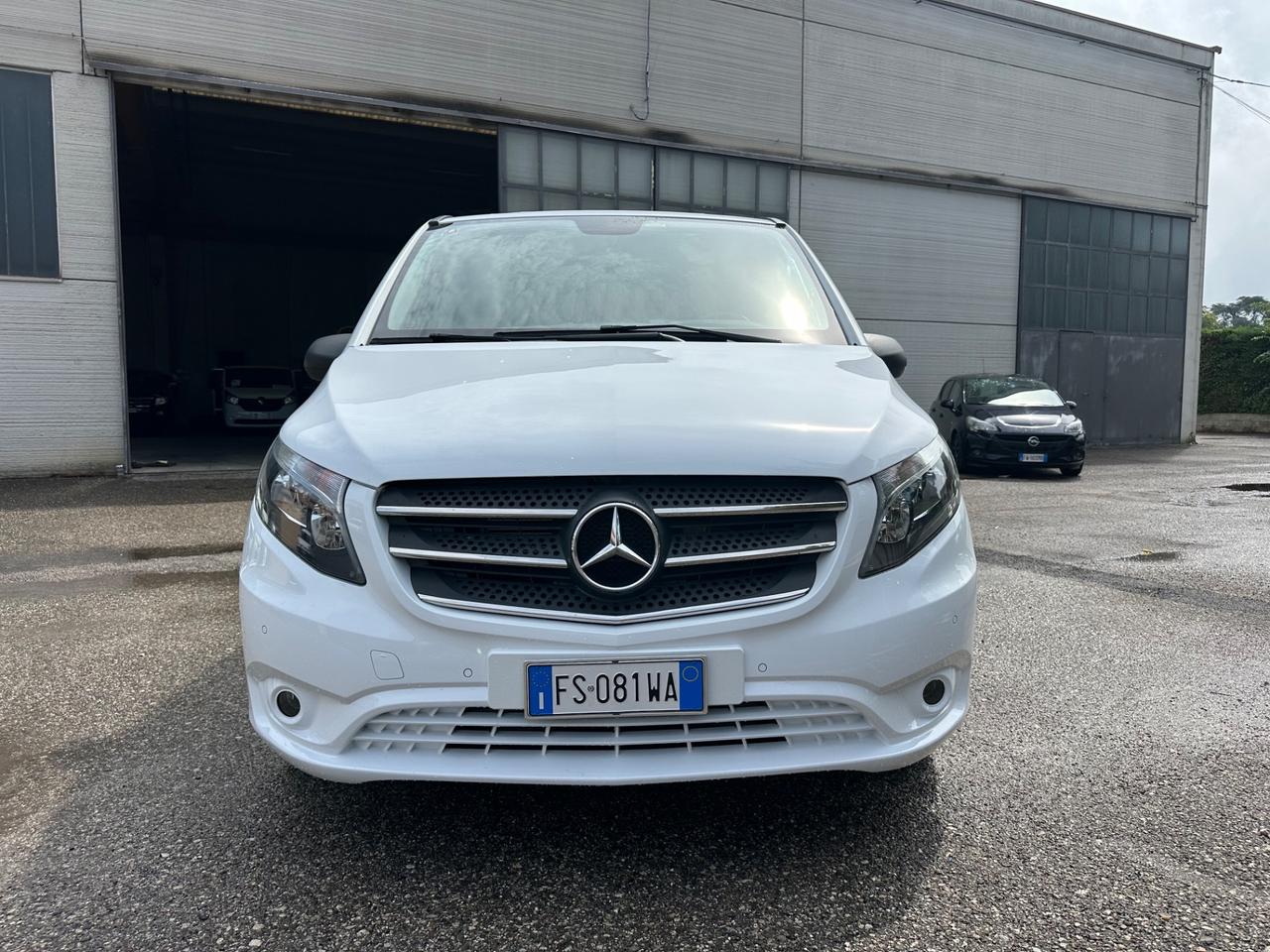 Mercedes-benz Vito 116 cdi Long 4x4 Poss Permuta