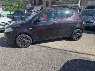 Lancia Ypsilon 1.2 69 CV 5 porte Elefantino