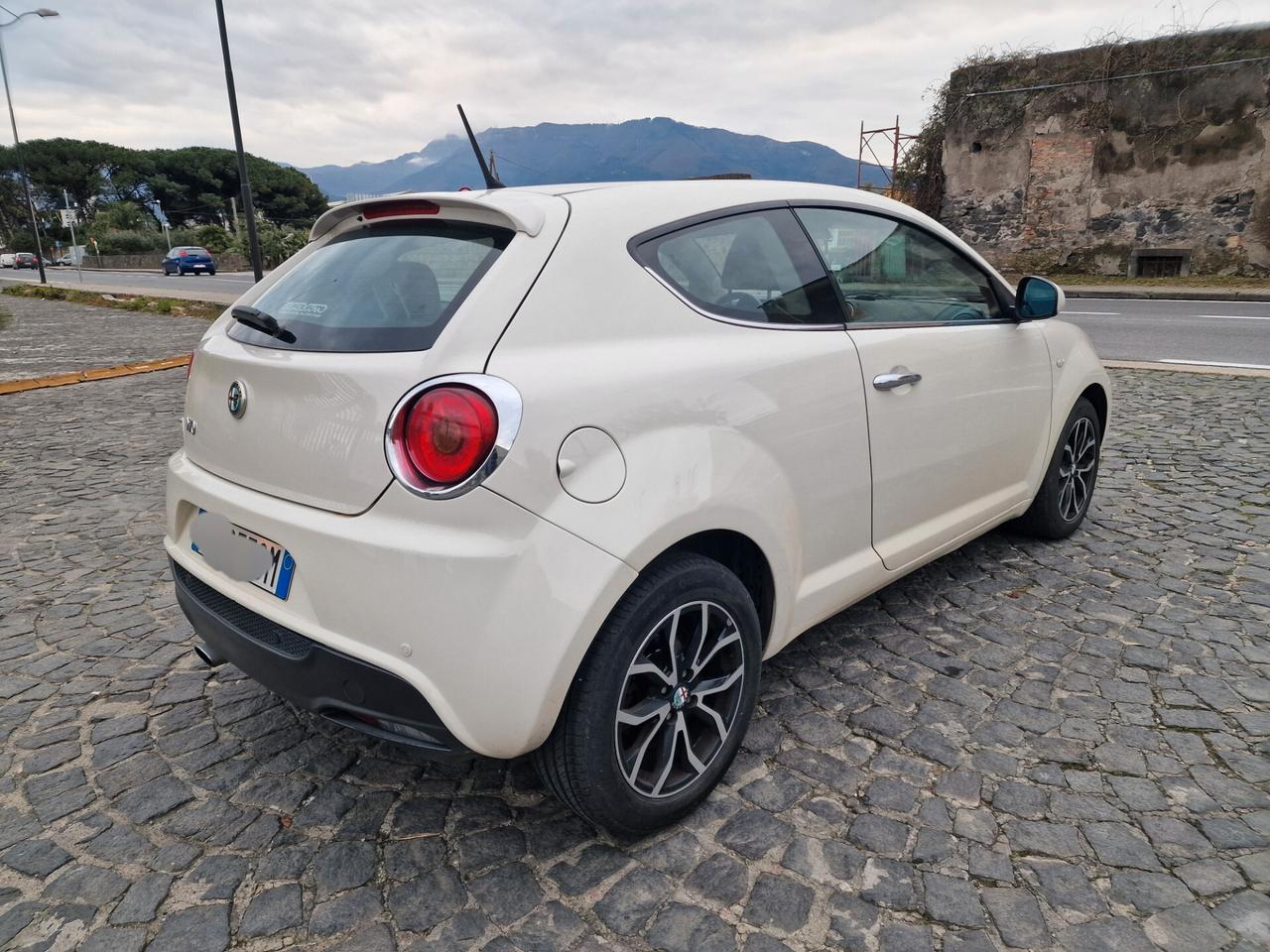 Alfa Romeo MiTo 1.6 JTDm 16V Distinctive