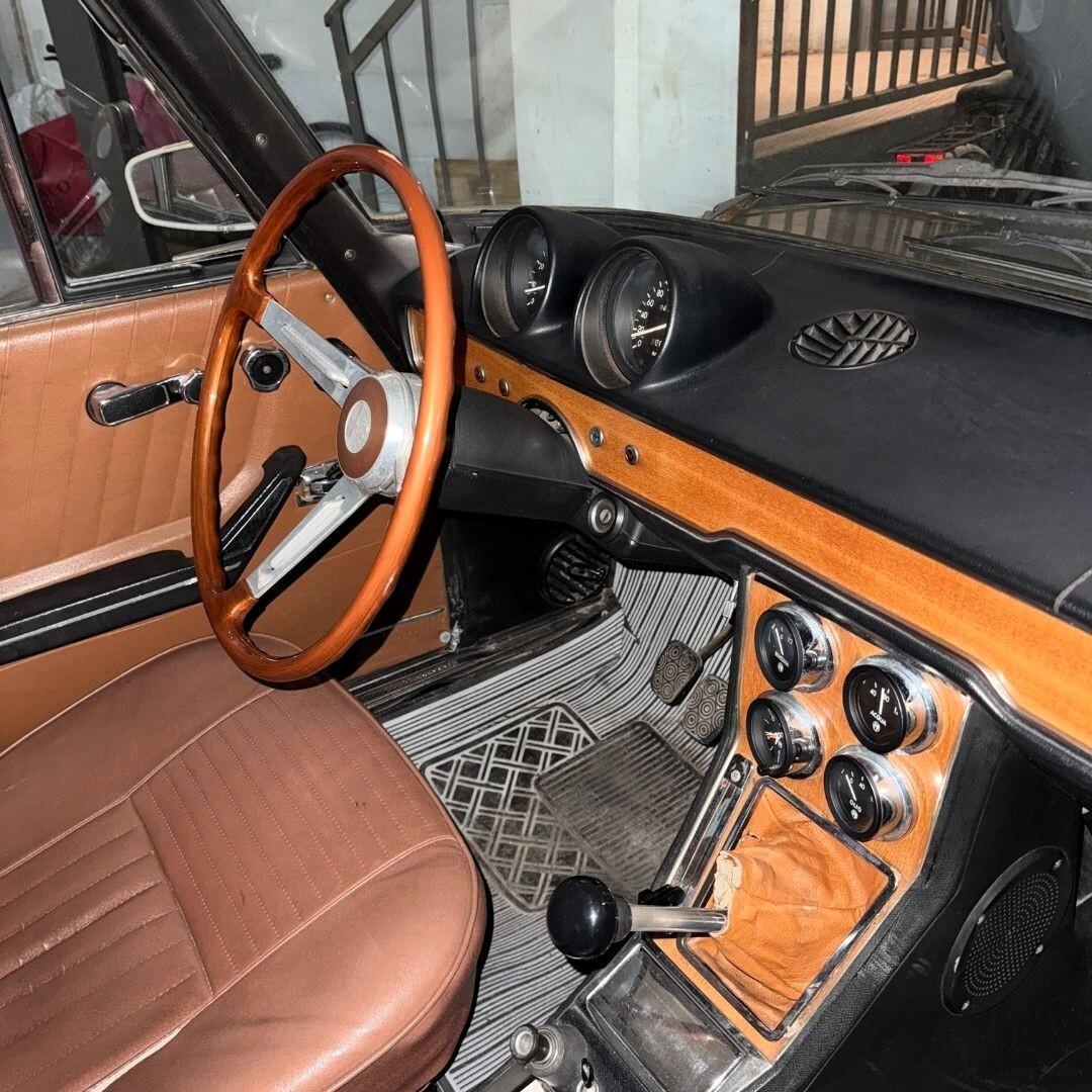Alfa Romeo 1750 anno 1970 **RESTAURATA**