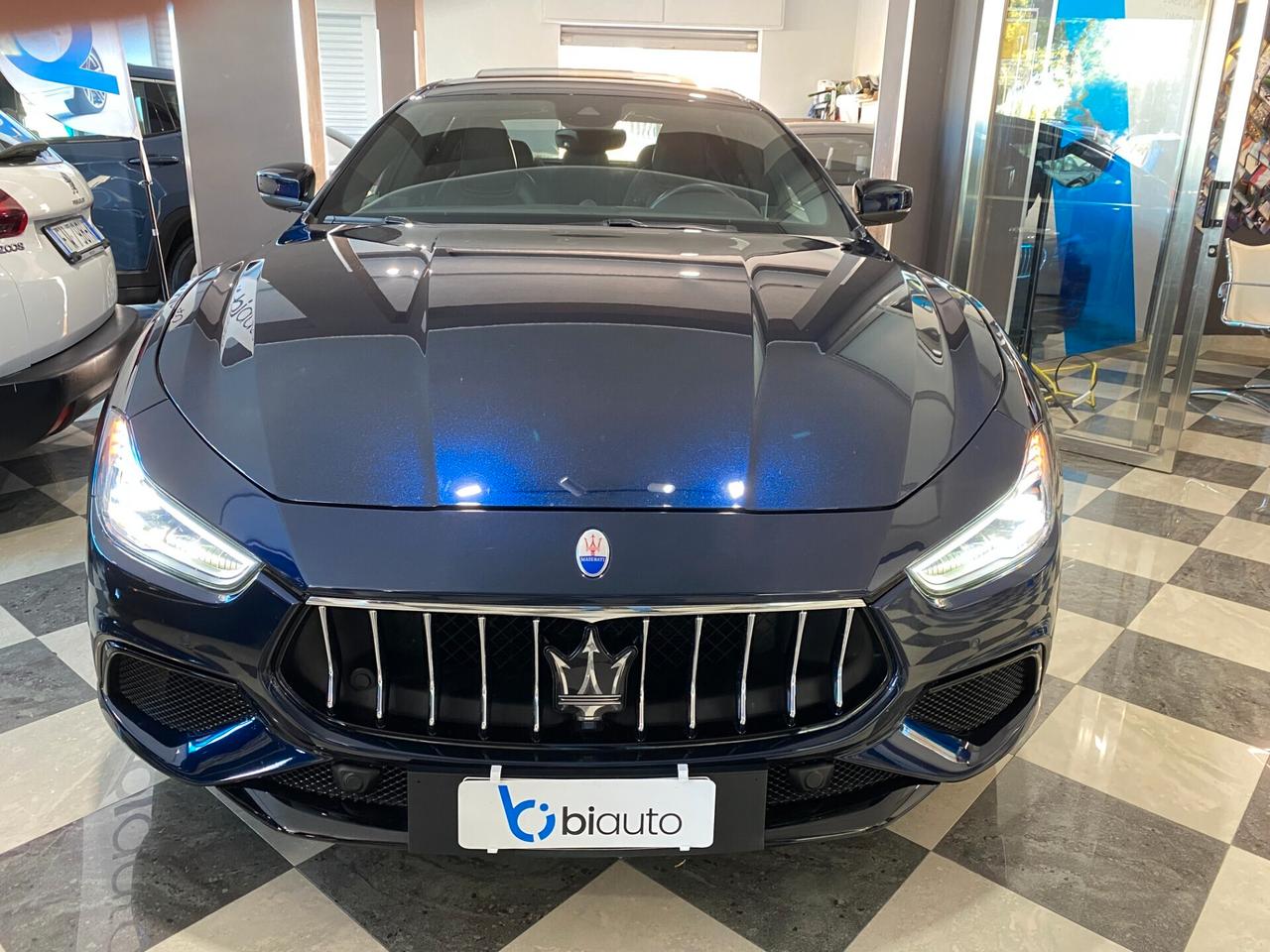 Maserati Ghibli V6 Diesel 275 CV Gran Sport tetto apribile "super prezzo"