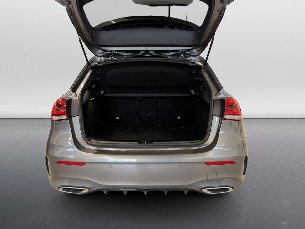 Mercedes-Benz Classe A (W177) - A 180 Automatic Premium