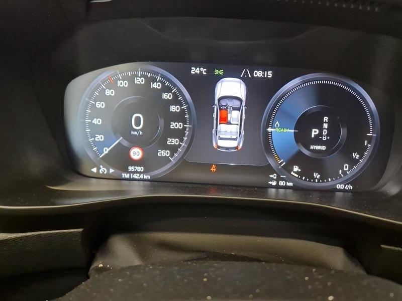 VOLVO XC40 T4 PLUG-IN HYBRID AUTO RECHARGE R-DESIGN SUV
