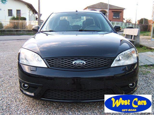 FORD - Mondeo - 3.0i V6 4p. ST220