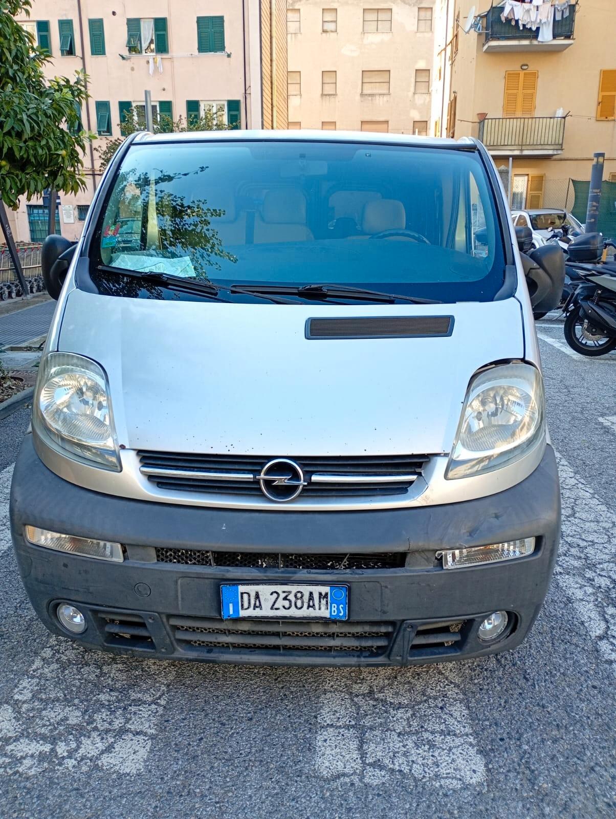 Opel Vivaro 2.5 Diesel 150CV S&S PL-TN-DC M Mobile Furgone