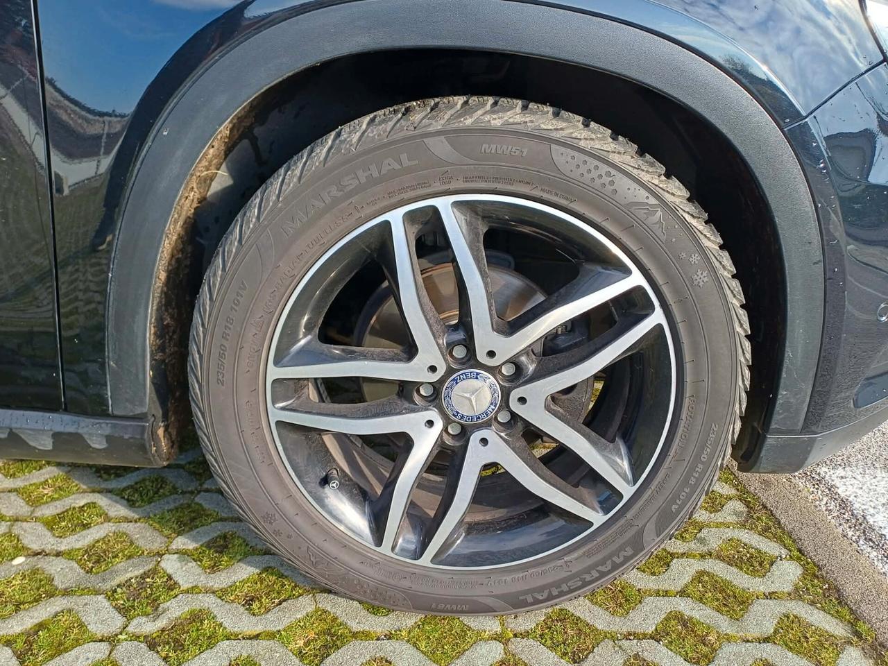 Mercedes-benz GLA 200 d Automatic 4Matic Premium