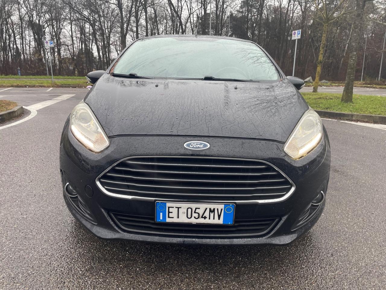 Ford Fiesta 1.5 TDCi 75CV 5 porte Titanium*Nepatentati*Cerchi*