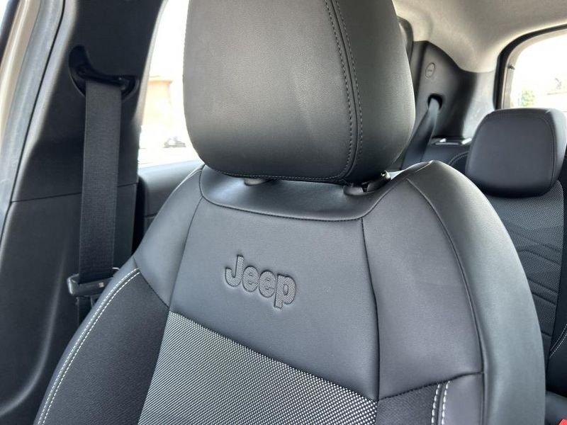 Jeep Avenger 1.2 Turbo 100 CV Altitude 2025 - PARI AL NUOVO