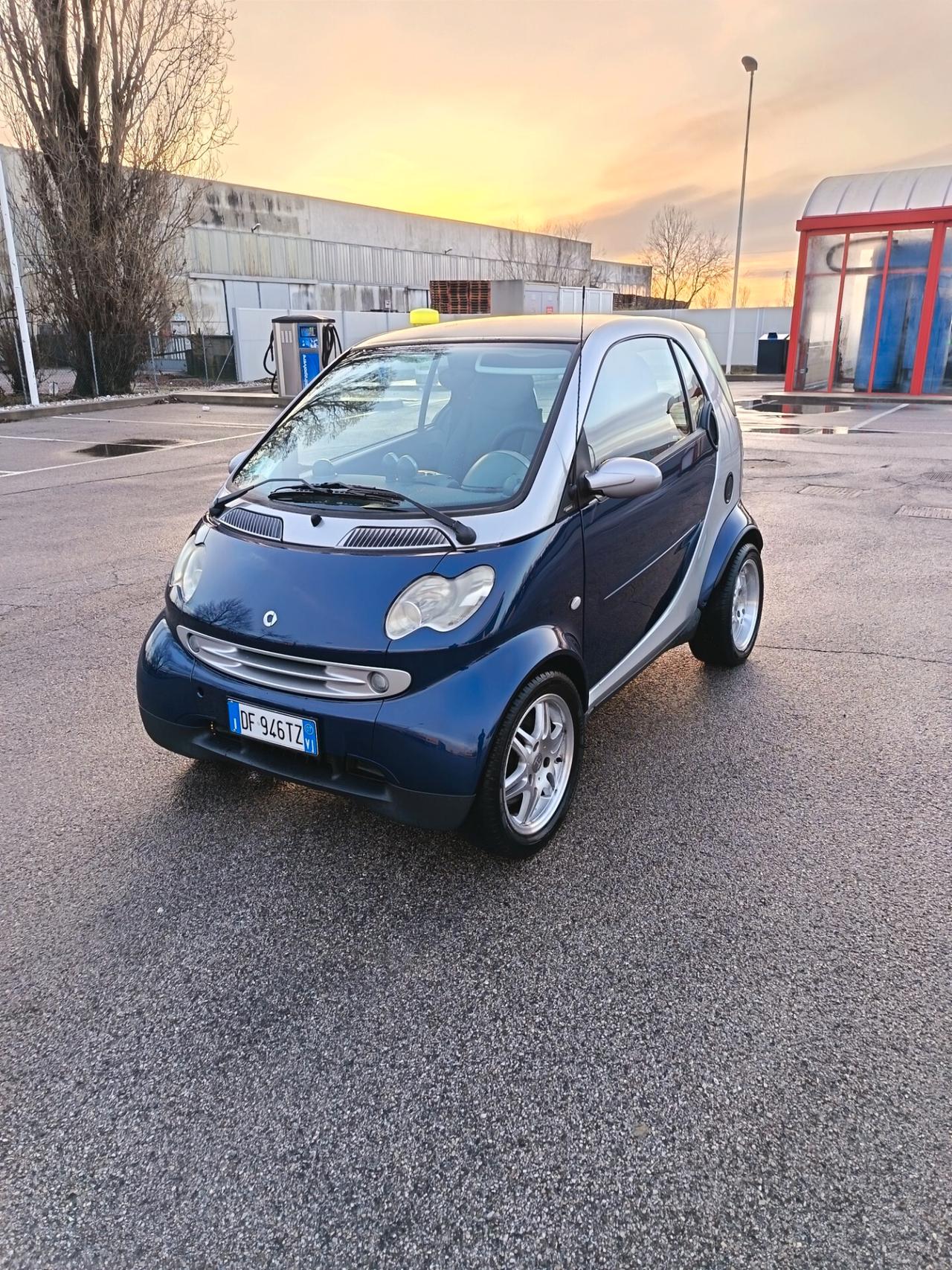 Smart ForTwo 700 coupé grandstyle (45 kW)