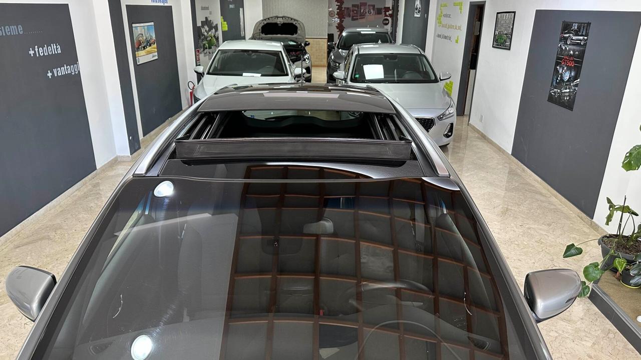 Kia Carens 1.7 CRDi 115 CV Class "Ben curata in tutto"