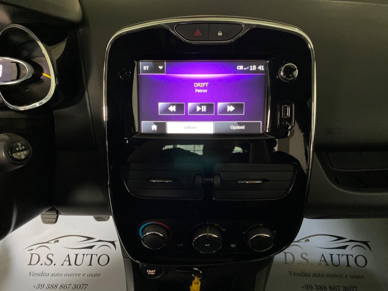 Renault Clio TCe 12V 90CV Ok Neopatentati unico proprietario