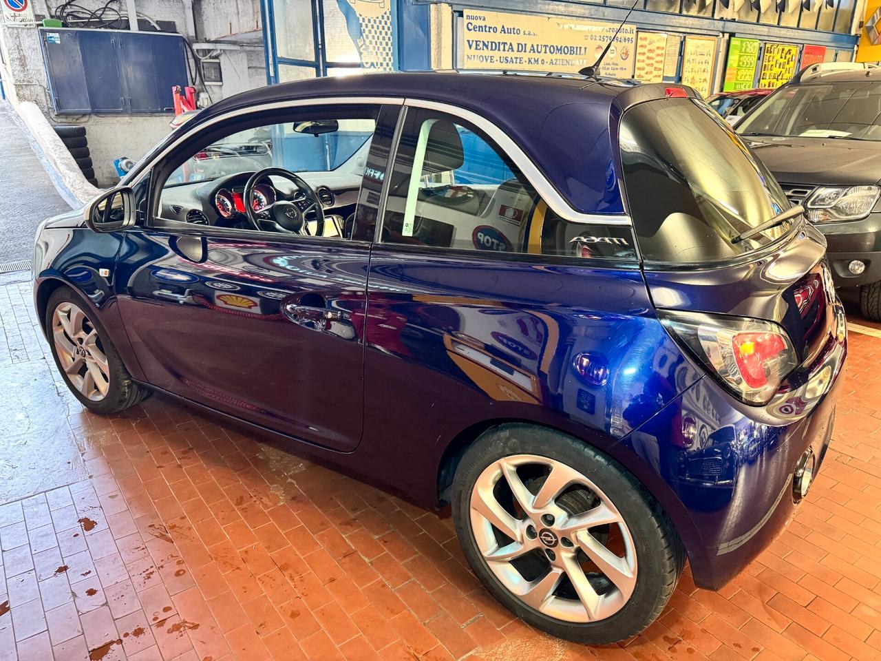 Opel Adam 1.2 70 CV Jam