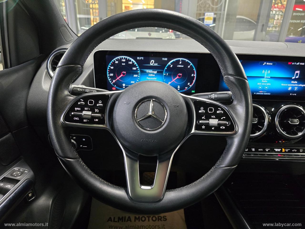 MERCEDES-BENZ B 180 d Automatic Executive