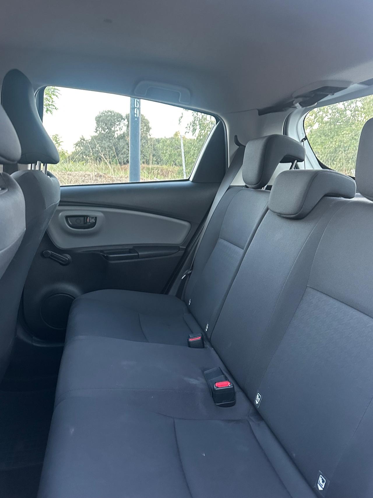 Toyota Yaris 1.0 72 CV 5 porte Cool