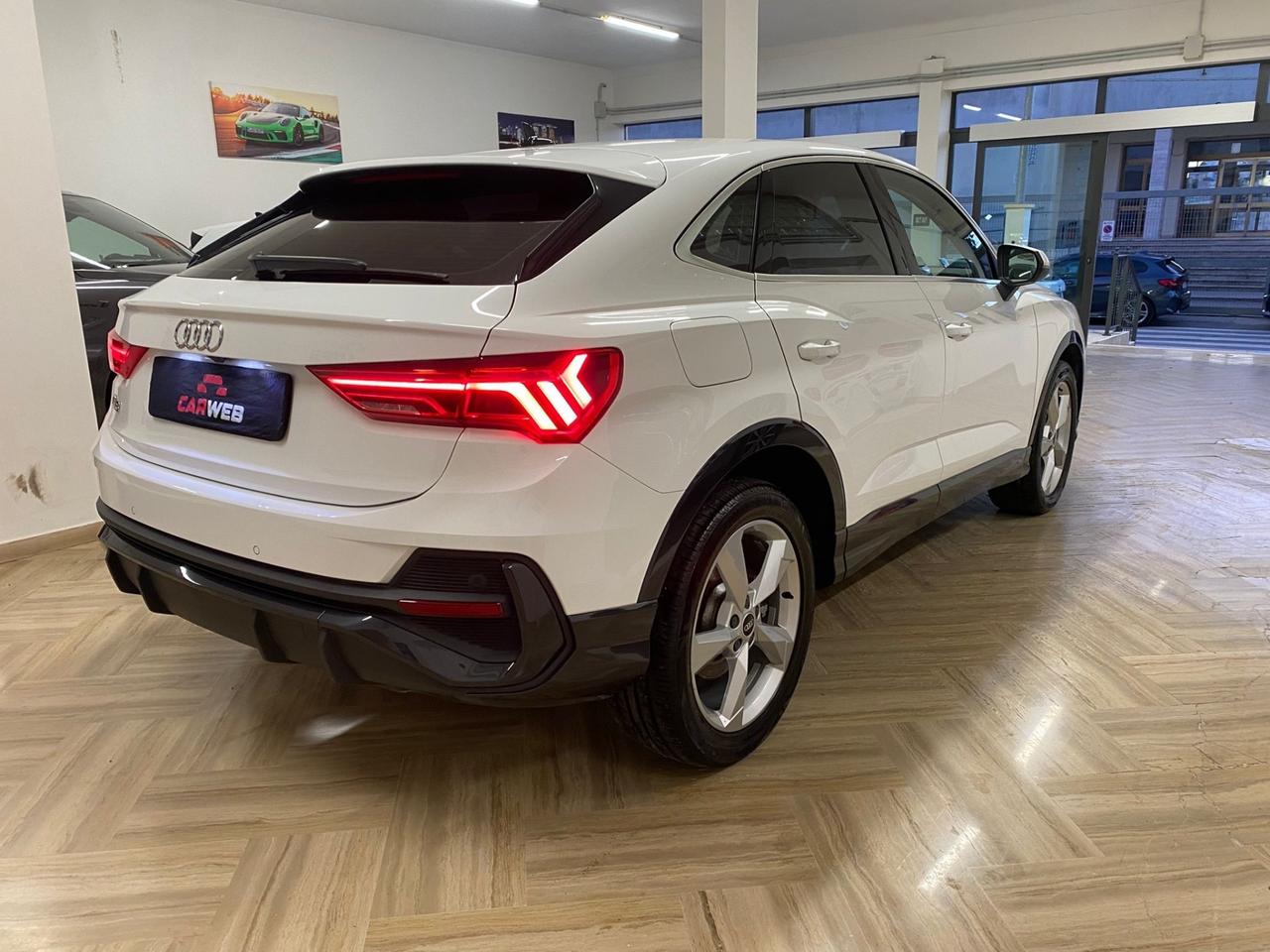 AUDI Q3 SPB 45 TFSI S-TRONIC NAVY LED Cam 2021
