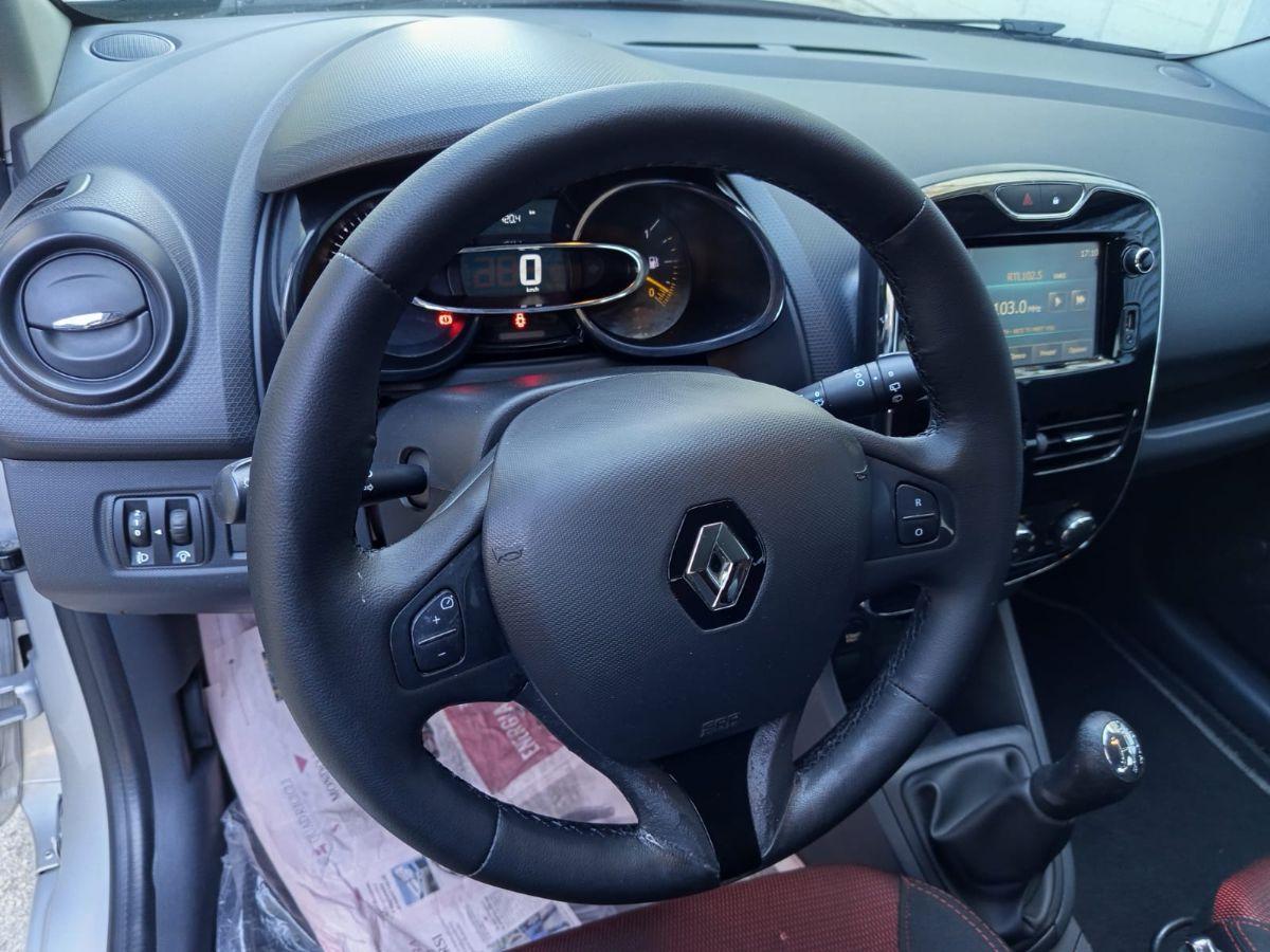 RENAULT Clio 1.5 dCi 8V 75 CV 5p. Live NAV.