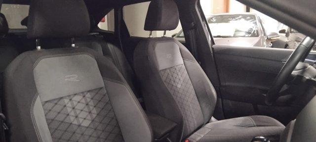 VOLKSWAGEN Taigo 1.0 TSI 110 CV DSG R-Line PLUS 18"TETTO VIDEO