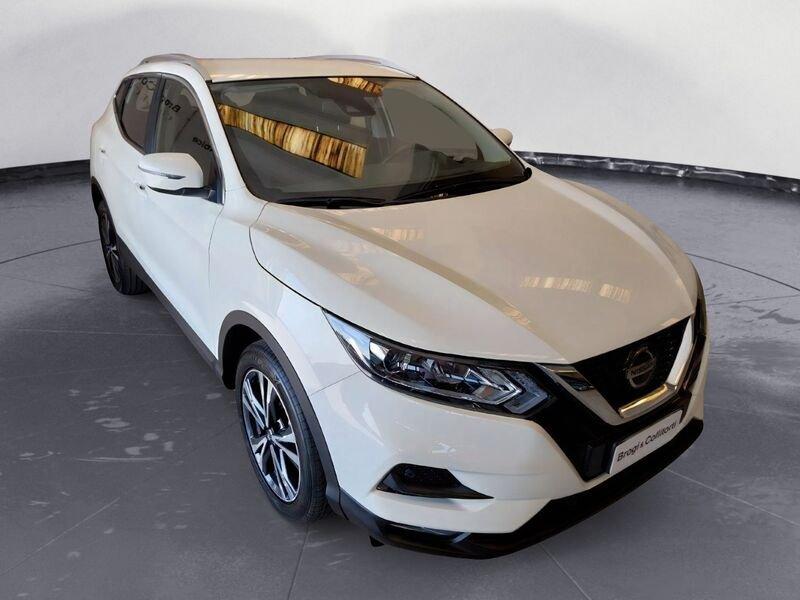 Nissan Qashqai 1.3 dig-t Acenta Premium 140cv