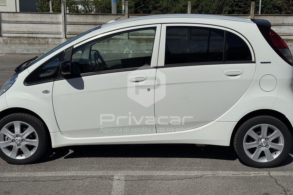PEUGEOT iOn Active