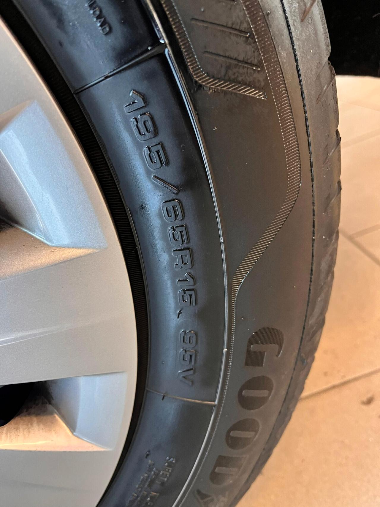 Volkswagen Golf 1.6 TDI 90 CV Trendline BlueMotion Technology