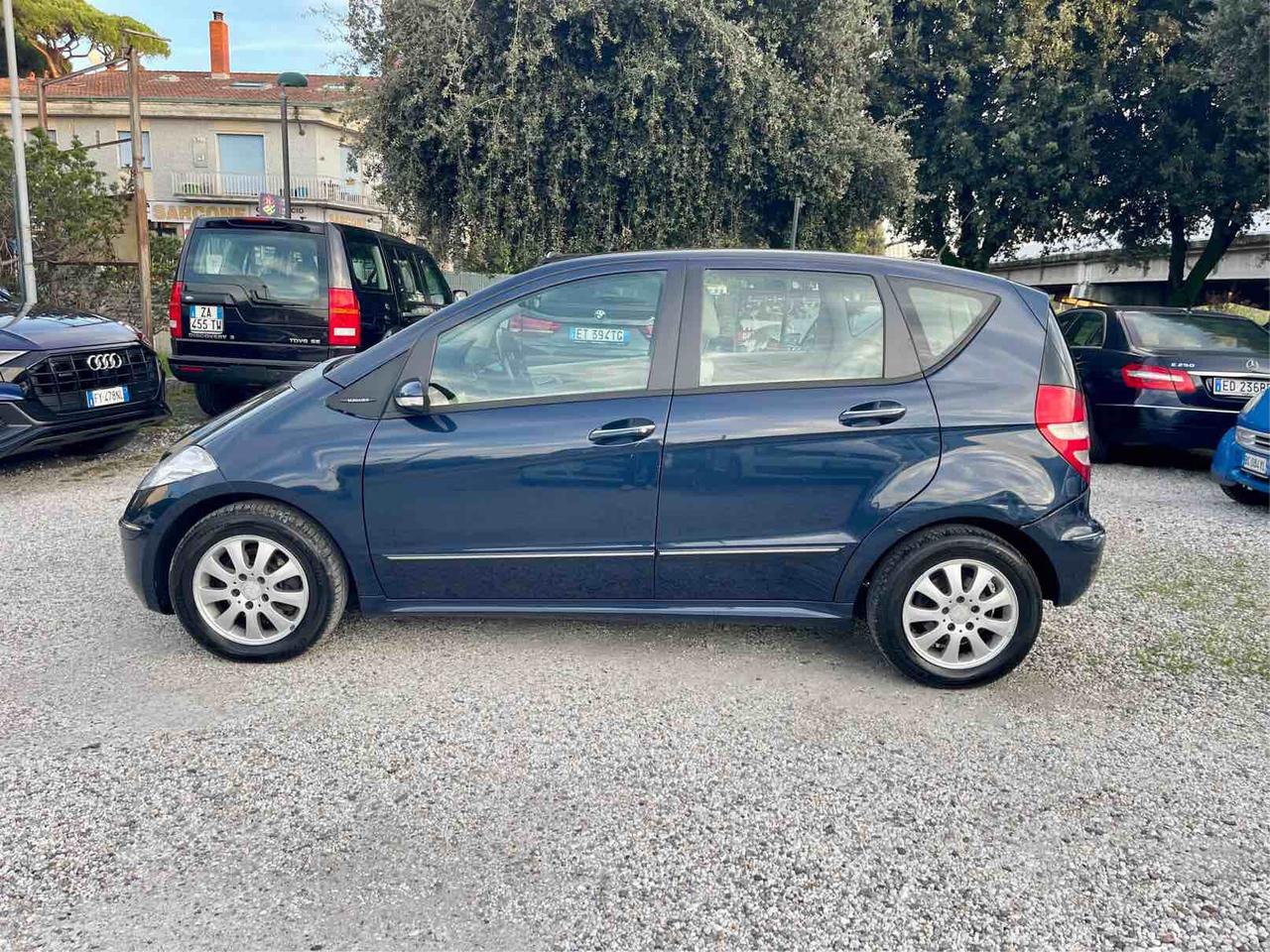 MERCEDES BENZ - A 180 CDI - ELEGANCE