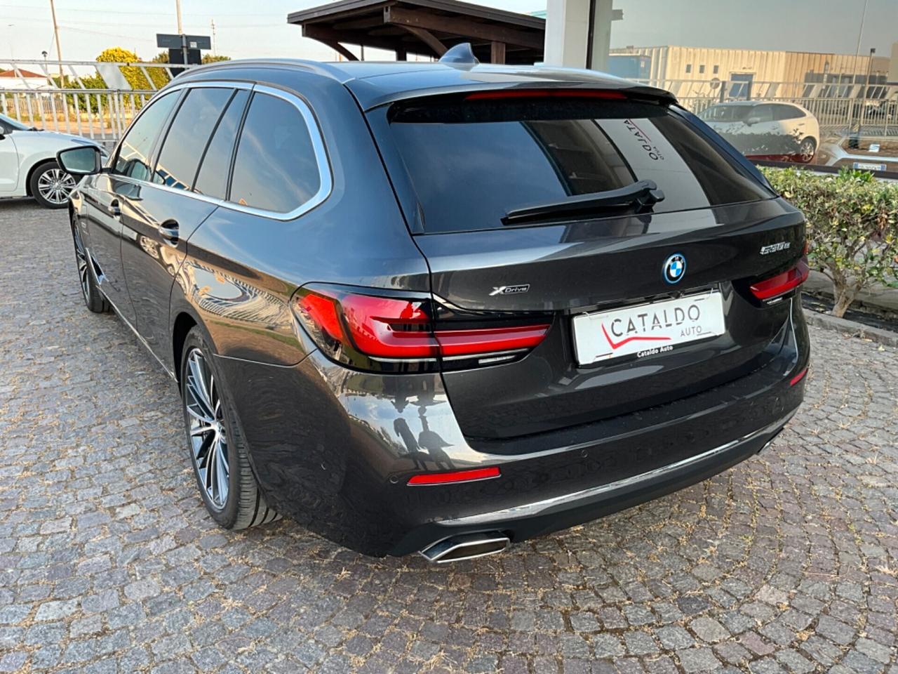 Bmw 530 530e xDrive Touring Luxury