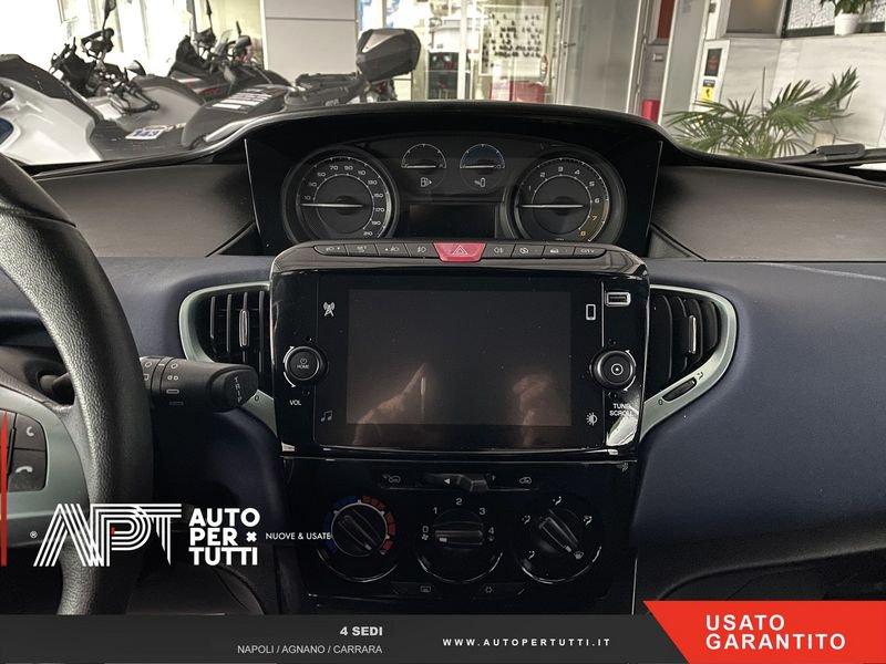 Lancia Ypsilon Ypsilon 1.0 firefly hybrid Platino s&s 70cv