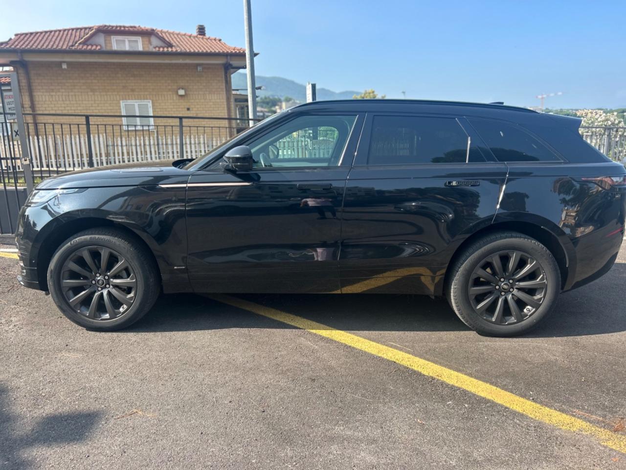 Land Rover Range Rover Velar Range Rover Velar 2.0D I4 240 CV R-Dynamic SE