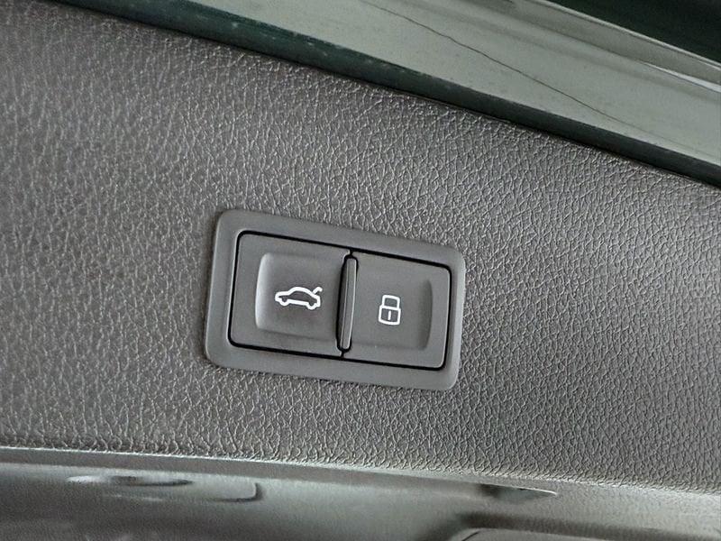 Audi Q3 RS Q3 quattro S tronic