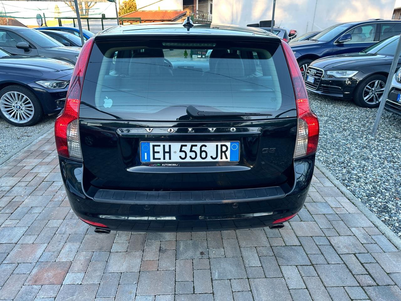 Volvo V50 D3 R-design